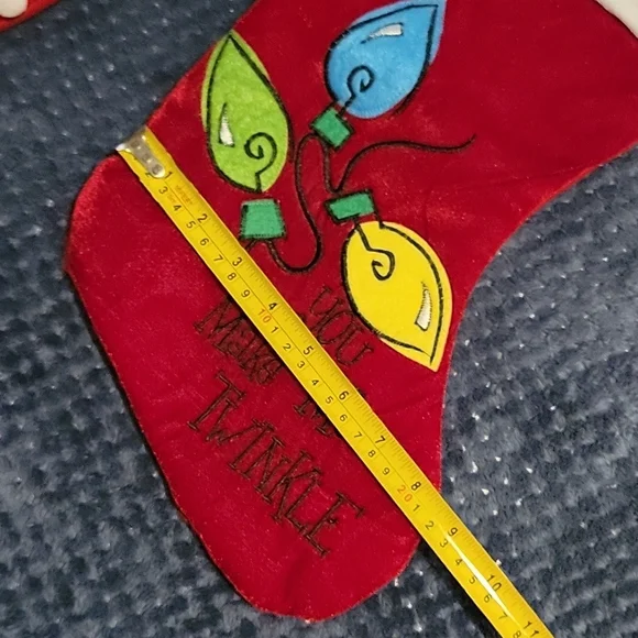 NEW SET OF 4 CHRISTMAS DECORATIONS - Picture 15 of 17